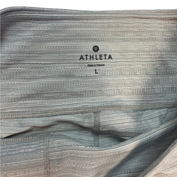Athleta light gray legging with mesh panels. Womens size Large. Pretty and soft! - Picture 2 of 4